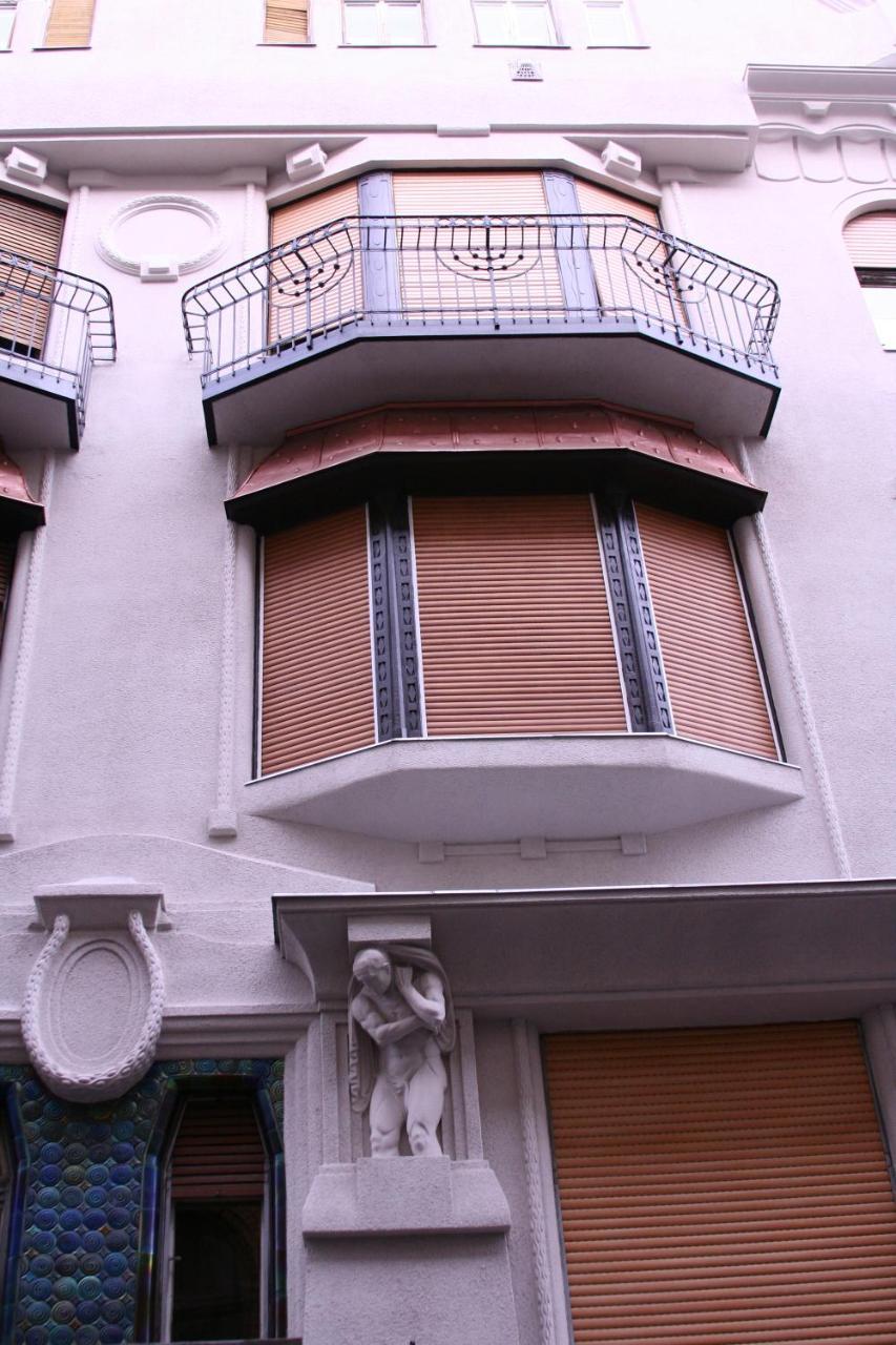 Blue Rose Apartment Budapest Exteriör bild